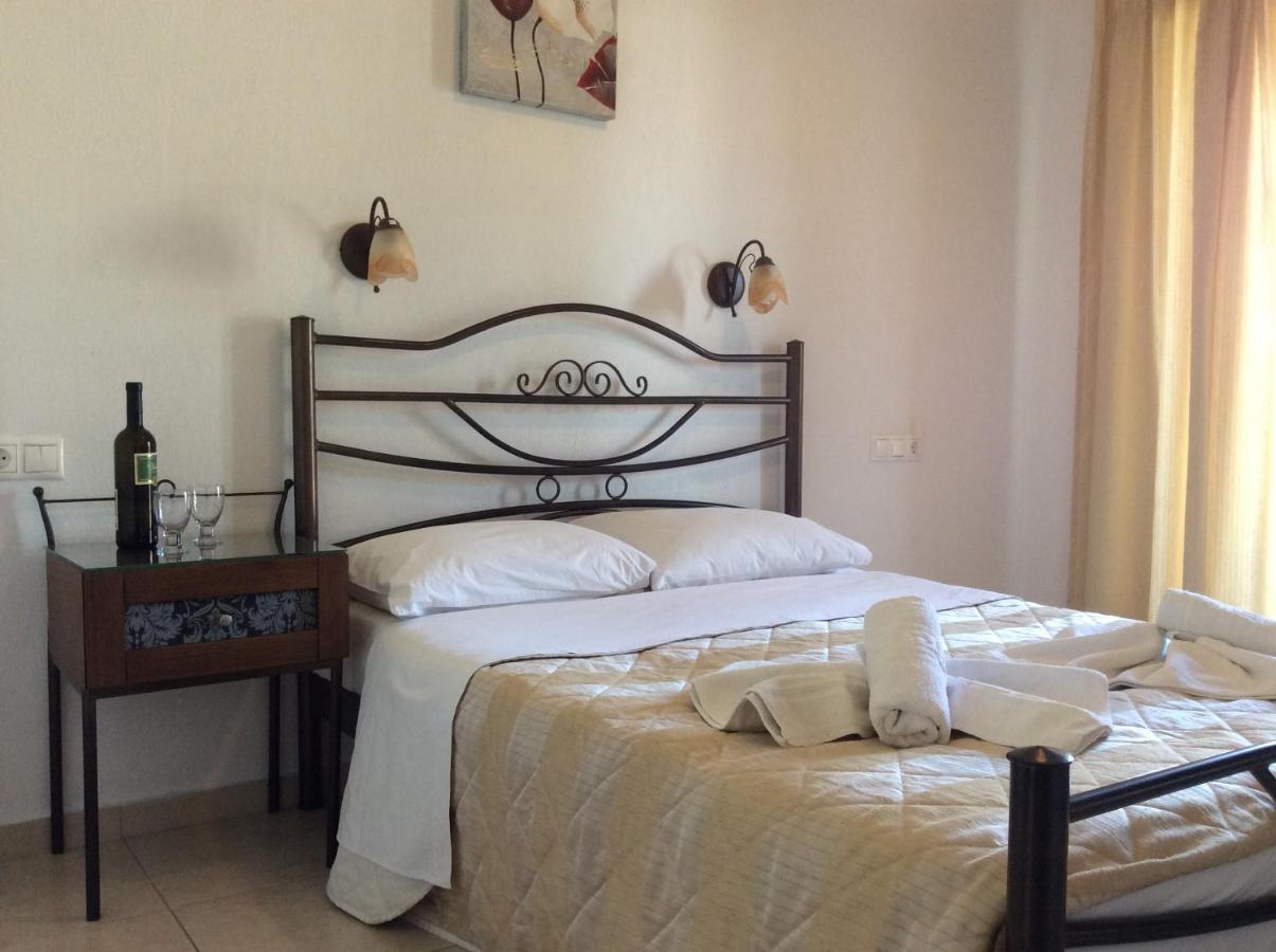 Studios Nopi-Zoi Skiathos Chora Extérieur photo